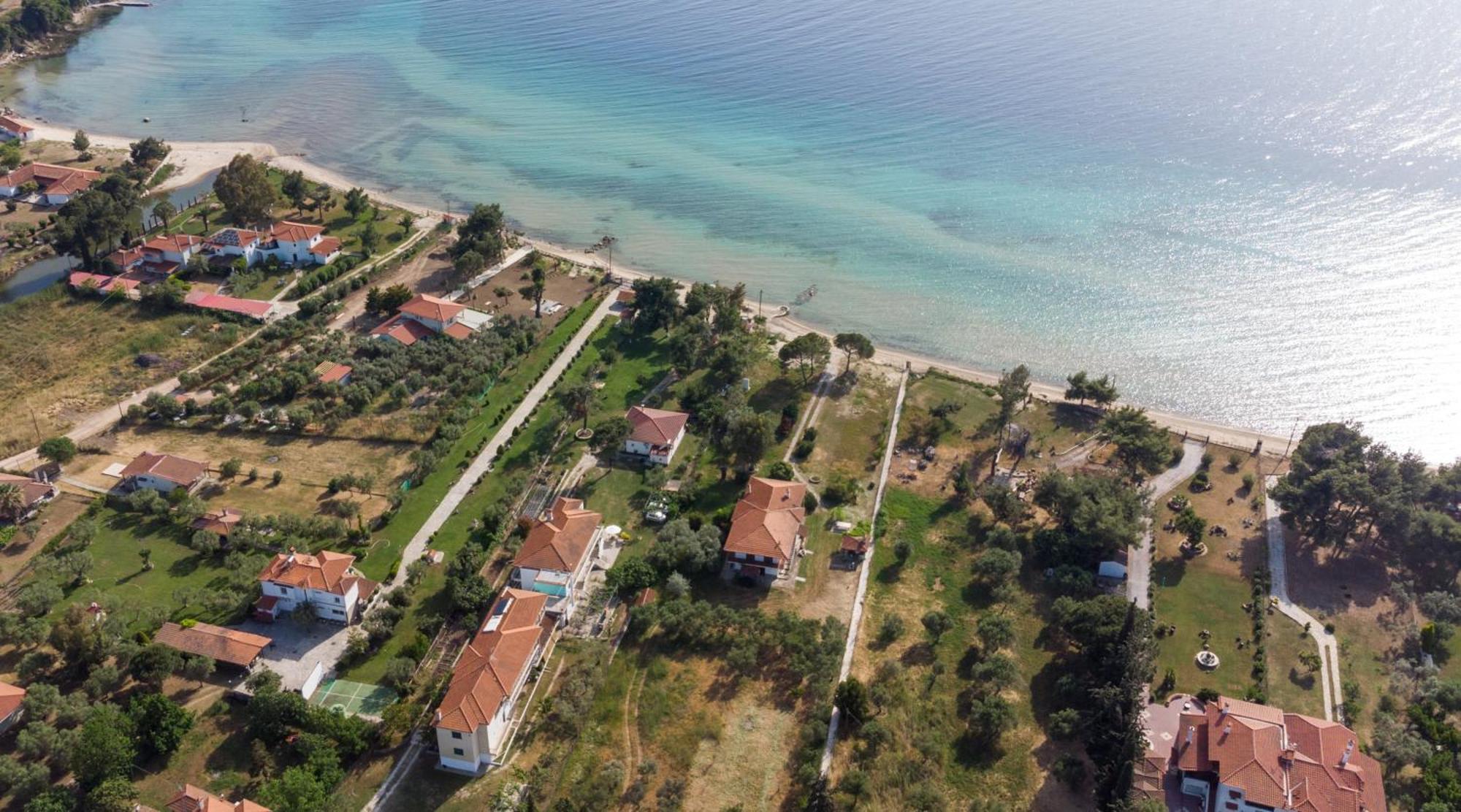 Sapfo Beach Studios Nikiti  Extérieur photo