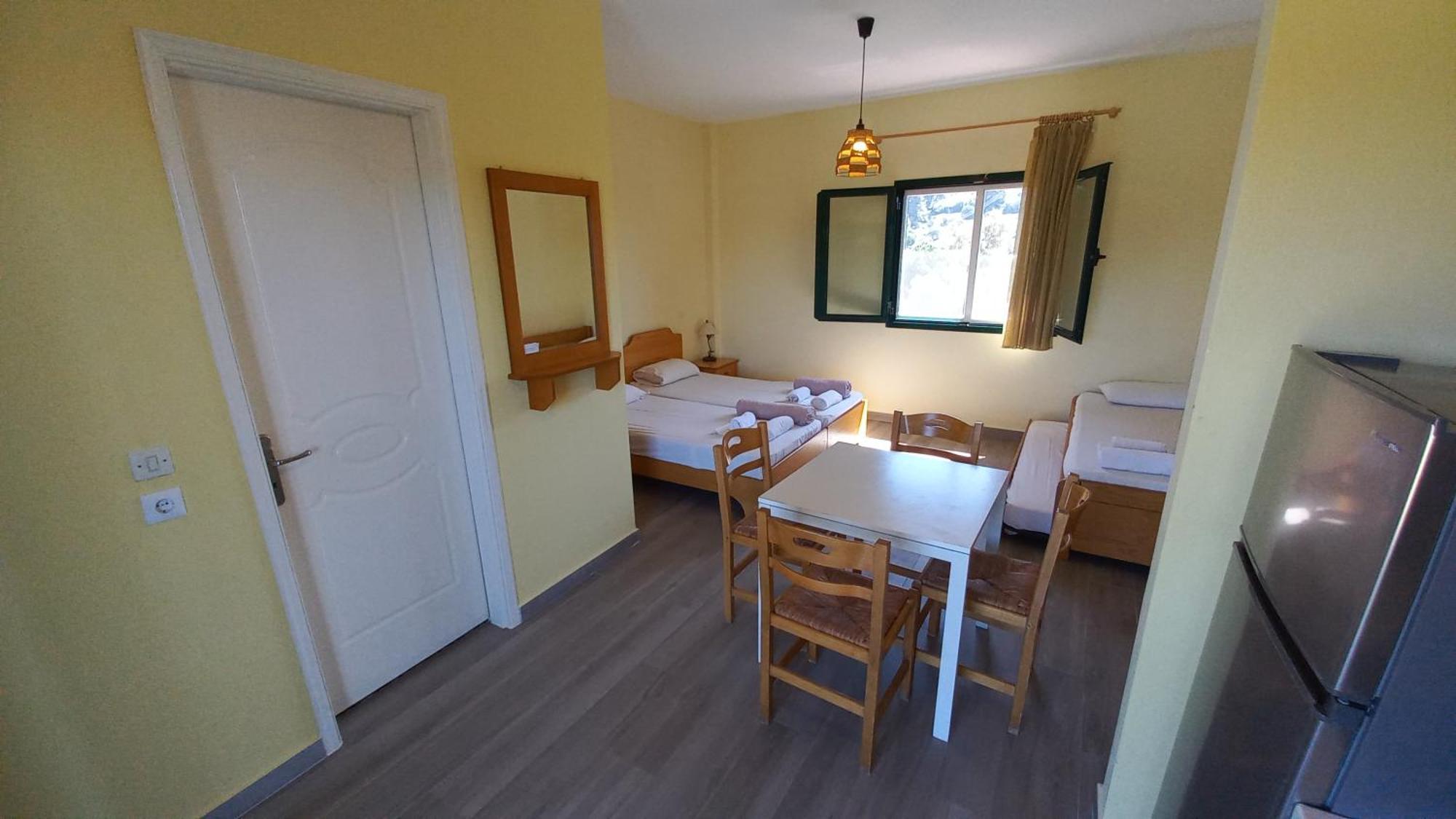 Sapfo Beach Studios Nikiti  Extérieur photo