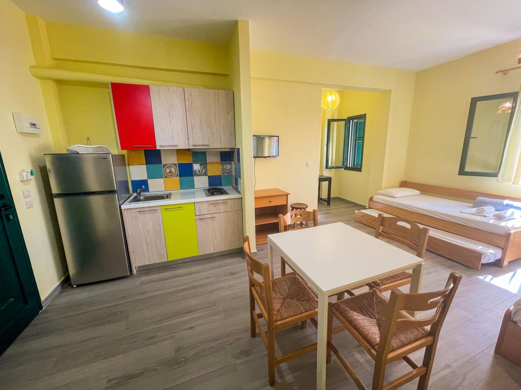 Sapfo Beach Studios Nikiti  Extérieur photo