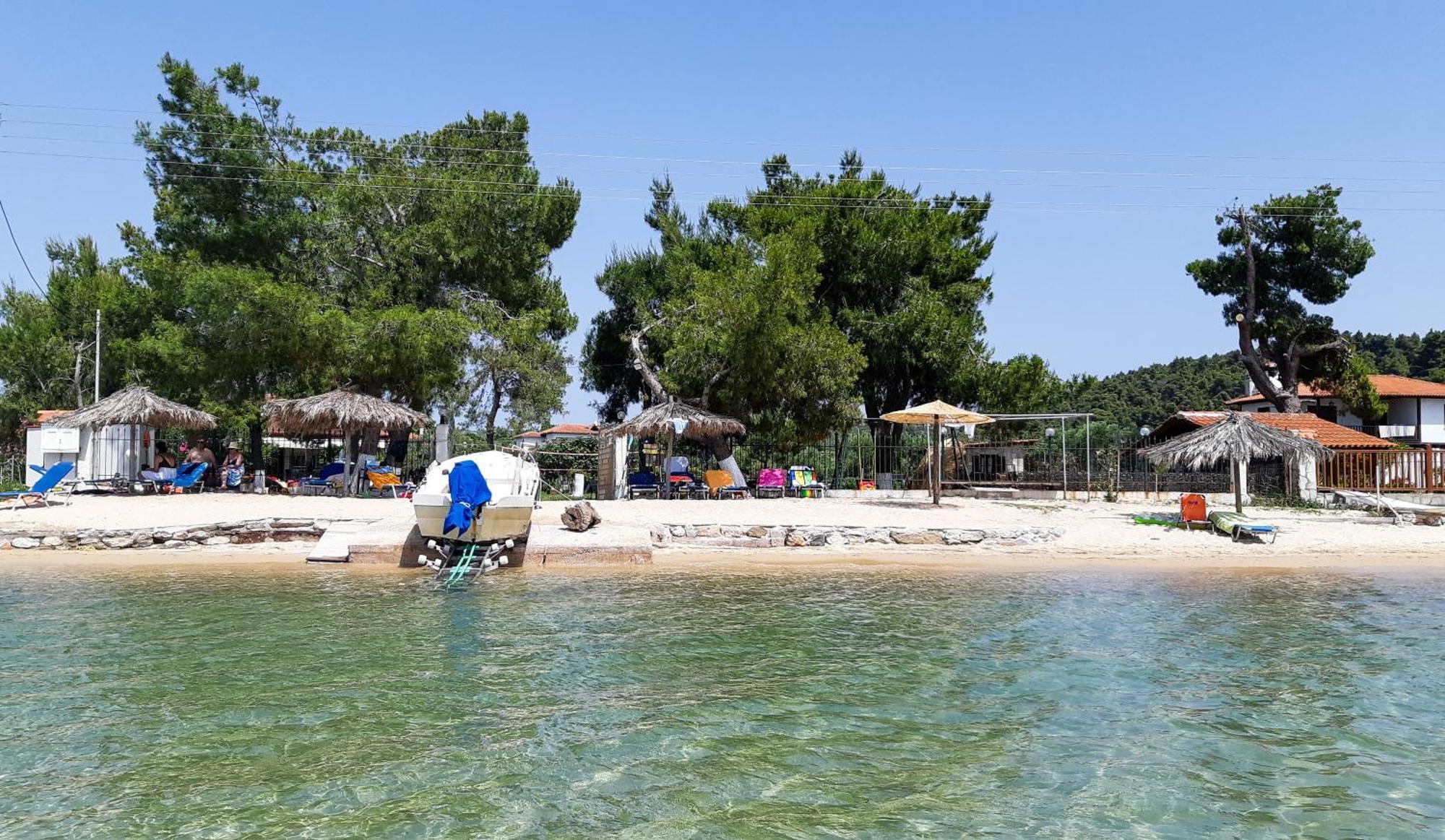 Sapfo Beach Studios Nikiti  Extérieur photo